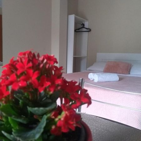 Apartamento Das Flores Грамаду Екстер'єр фото